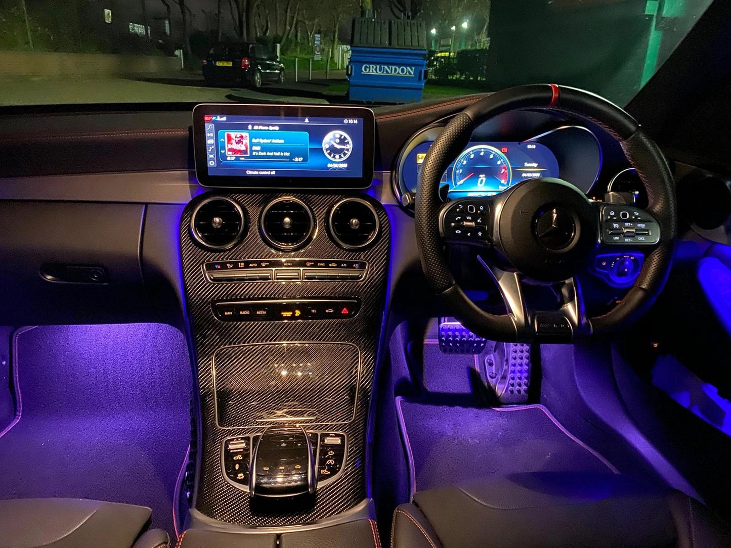 AMGCarbonCentreConsole
