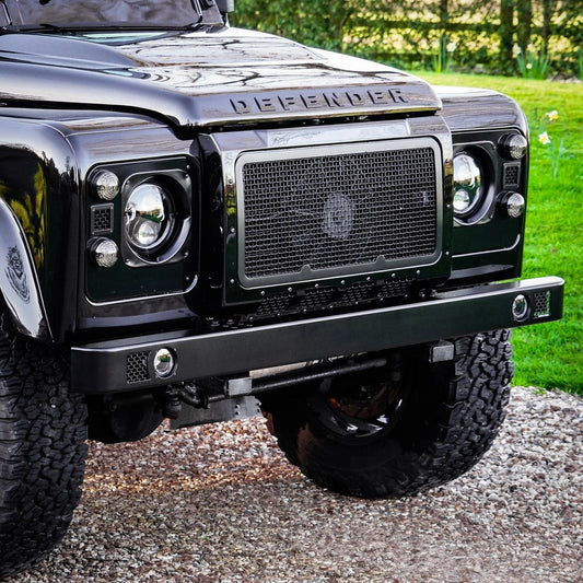 LandRoverDefenderStainlessMeshContouredDRLFrontBumper-4mm
