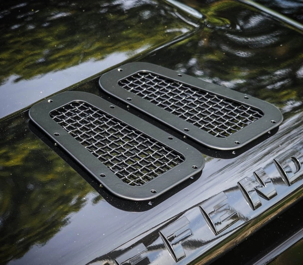 LandRoverDefenderStainlessSteelMeshWingTopVents