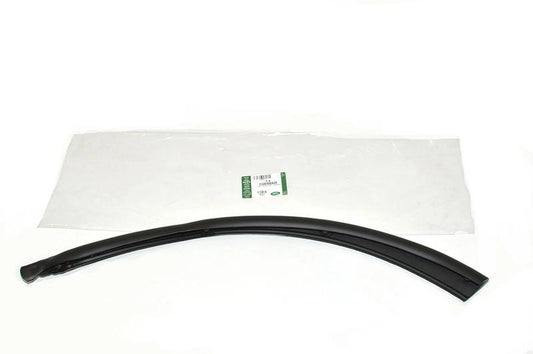LANDROVERDISCOVERY3&4GENUINELRR/H/RDOORSEALCLADDING-CGE500420LR.