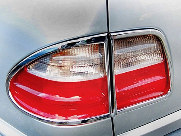 MercedesE-Class(S210)1996-2003ChromeTailLightSurrounds(Pair)