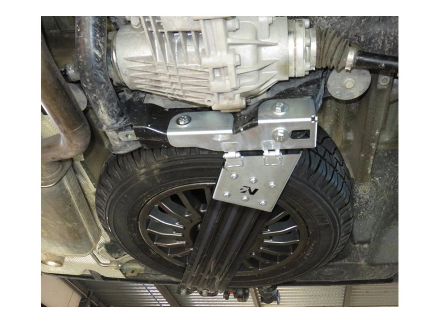 SparewheelcarriermountingmodificationkitforT5andT6N4-Offroad