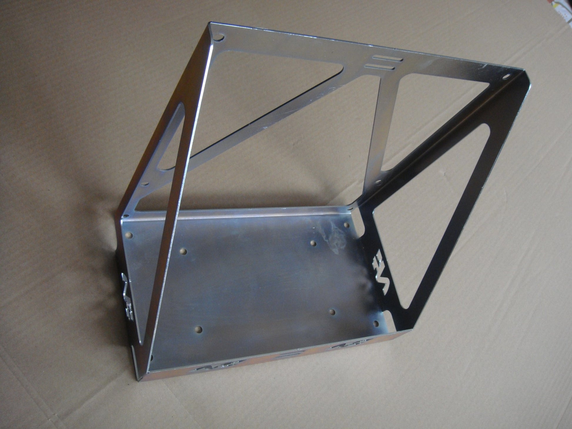 Universal20Ljerrycansteelsupport-soldseparatelyN4-Offroad