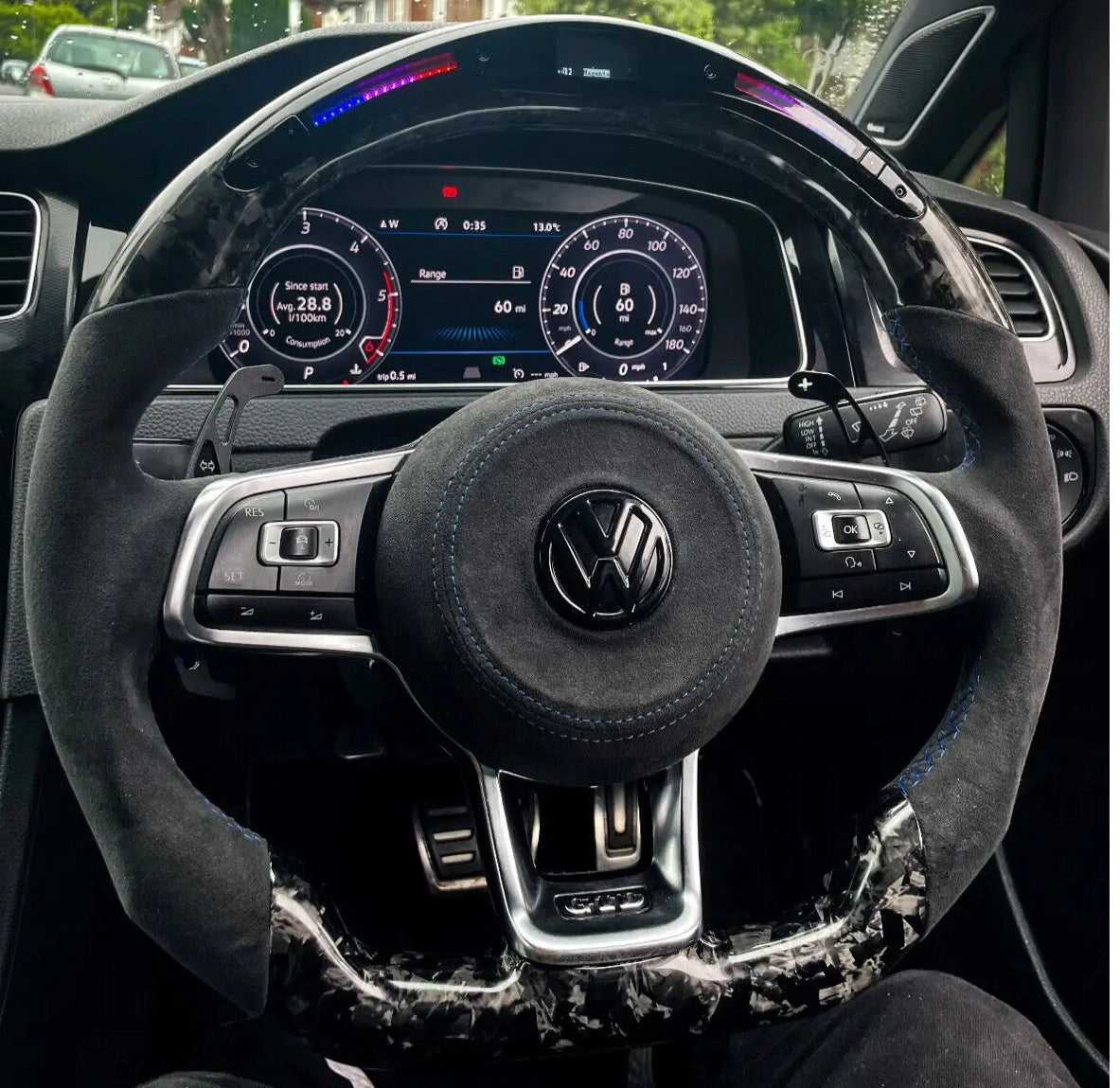 VolkswagenGolfMK7/MK7.5GTI/RLEDDisplayCarbonFibreSteeringWheel(LEDCUSTOM/2013-2020Models)
