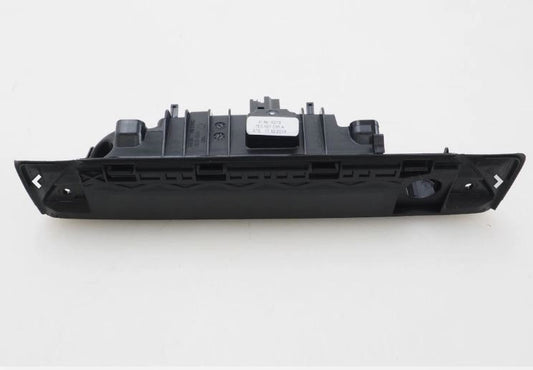 VWTransporter2016-PresentRearTailgatePushbutton(WithHoleforKeyBarrel)