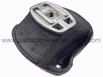 W115EClass1968-1977FrontEngineMounting