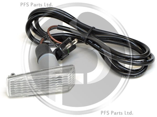 W124EClass1993-1995SideIndicatorLamp(Wing)