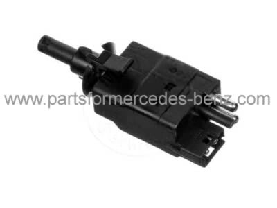 W140SClass1991-1998(Saloon)BrakeLightSwitch(4pin)