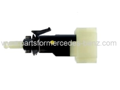 W210EClass’95-’02(AutoTransmission)BrakeLightSwitch(6pin)