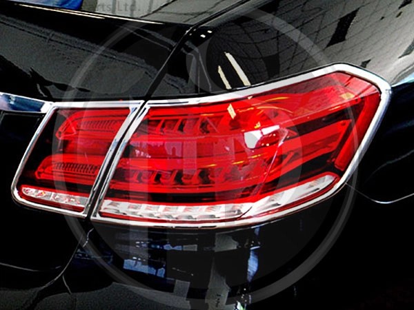 W212EClass2013-2016ChromeTailLightSurroundSet