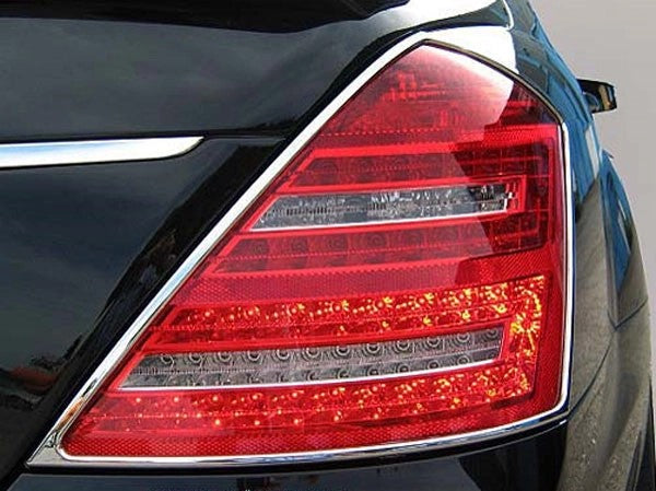 W221S-Class2006-2013ChromeTailLightSurrounds(Pair)