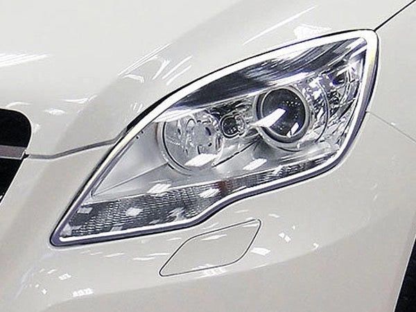 W251RClass2010-2013ChromeHeadLightSurroundSet