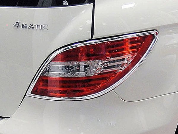 W251RClass2010-2013ChromeTailLightSurroundSet