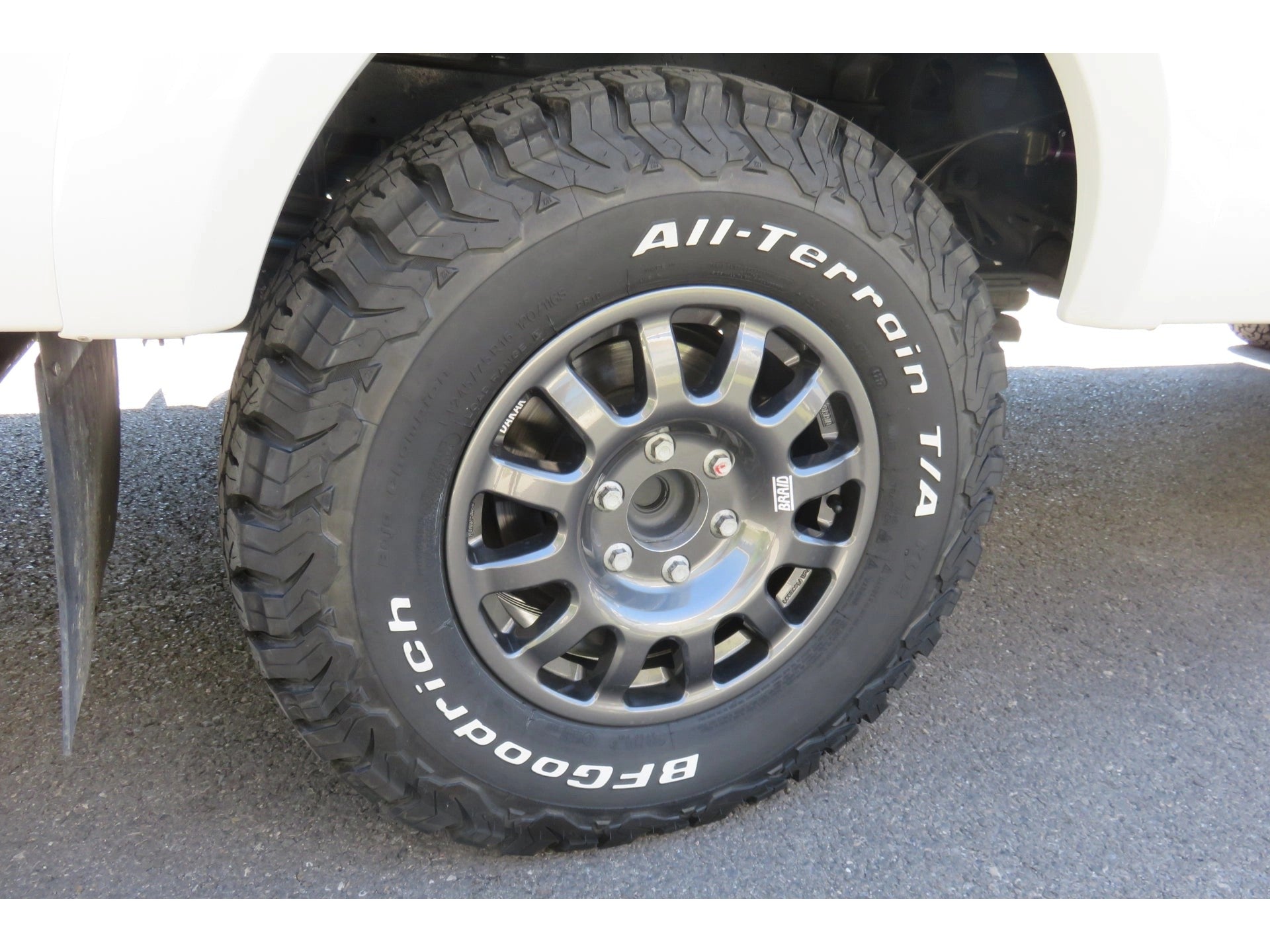 WheelAluBRAIDFullraceGrise7x16