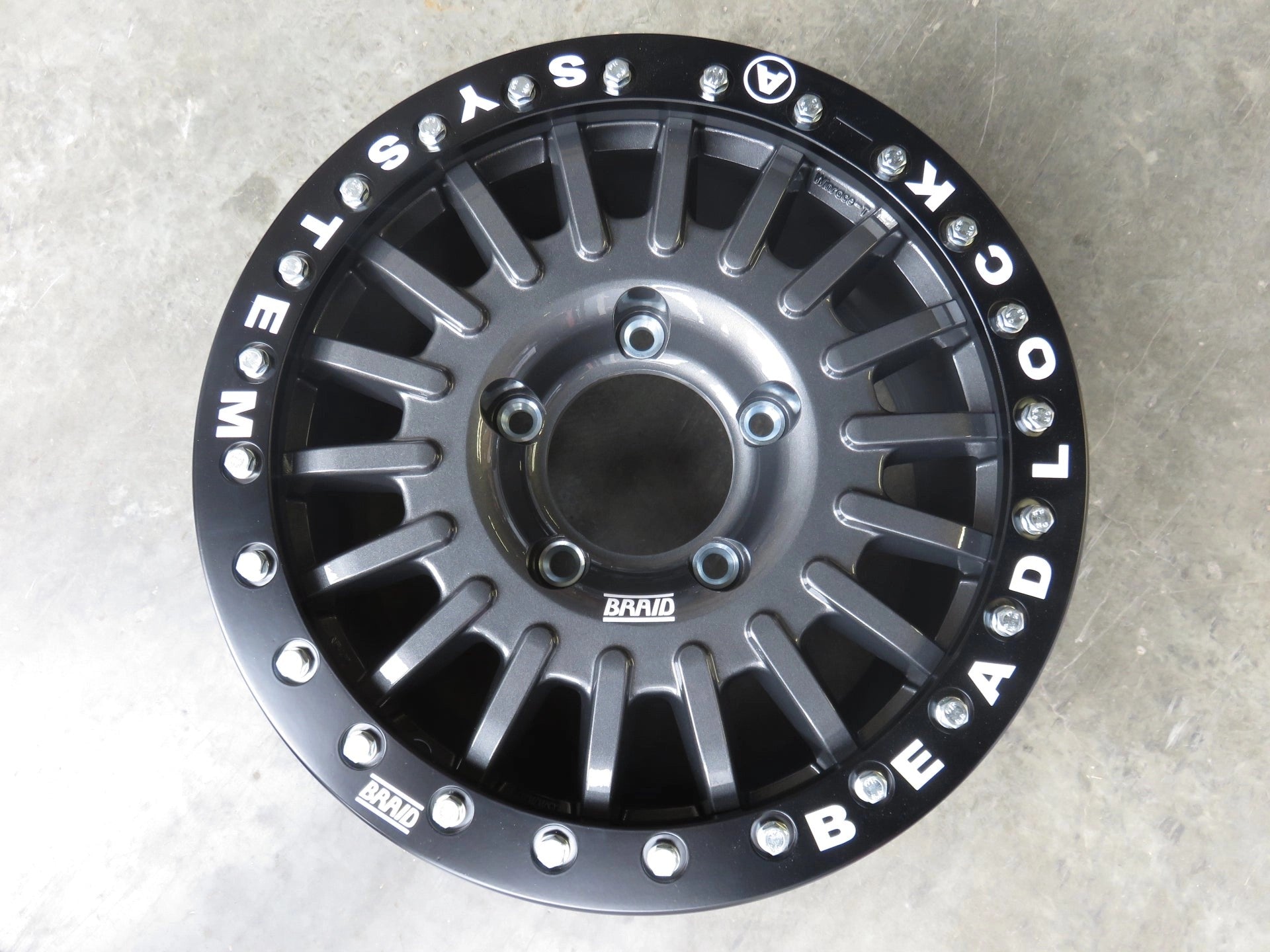 WheelAluBRAIDWinraceGrise5x175x150ET38